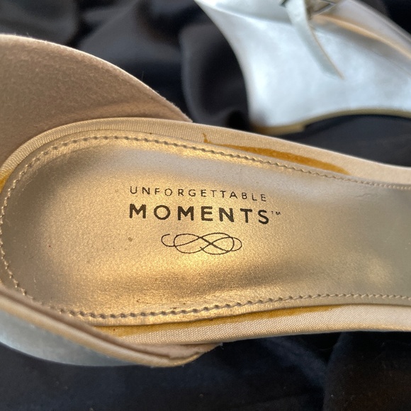 Vintage 90s White Satin Shoes, US 6, New Unworn, Rhinestone Buckle - Picture 5 of 7